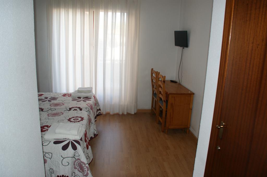 Hostal La Tablada Navaleno Esterno foto
